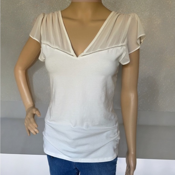 Express ivory tee sheer Flowy sleeves - Picture 1 of 1
